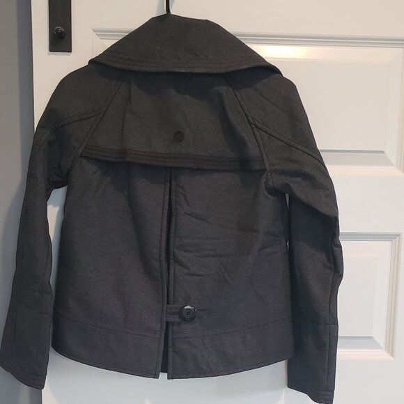 Lululemon Coco Softshell Size 4 - Picture 11 of 11